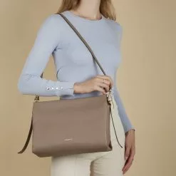 Coccinelle Boheme Taupe Leren Handtas E1M50190201502 -Cheap Coccinelle Store 8059978550552 02 1