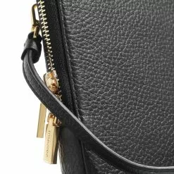 Coccinelle Flor Zwarte Leren Telefoontasje E5MI5270101001 11 Coccinelle Flor Zwarte Leren Telefoontasje E5MI5270101001 -Cheap Coccinelle Store e5mi5270101001 1