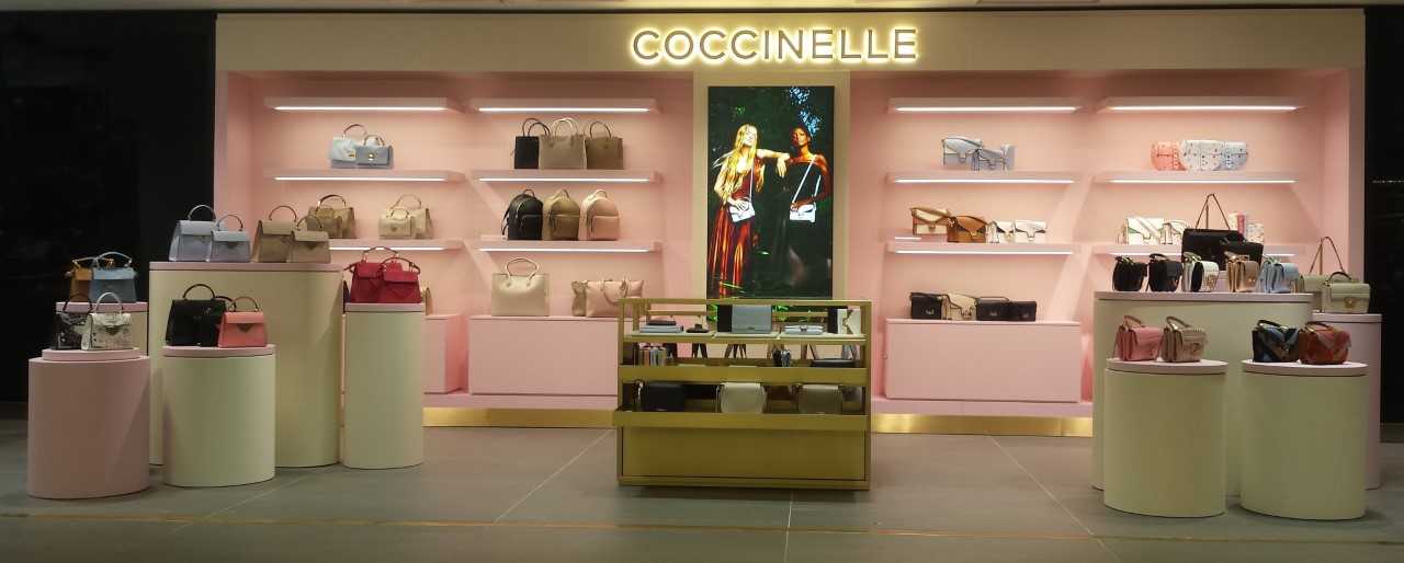 Front Page 27 Front Page -Cheap Coccinelle Store 564